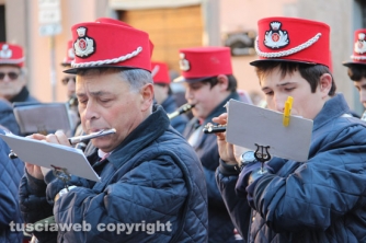 Viterbo - Befana 2015 - La calza più lunga del mondo