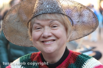 Viterbo - Befana 2015 - La calza più lunga del mondo