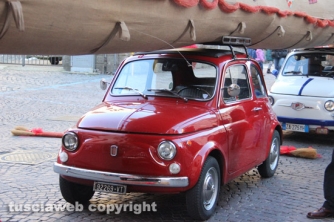 Viterbo - Befana 2015 - La calza più lunga del mondo