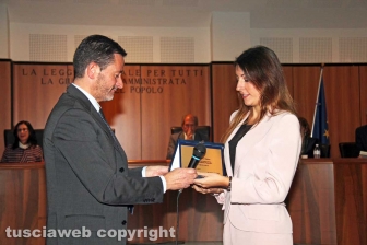 La camera civile porta il nome di Carlo Alfonso Pesaresi
