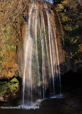 Ischia di Castro - La cascata del fosso Strozzavolpe