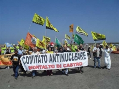 Lo striscione comitato