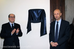 Il rettore Ruggieri e De Castro scoprono la targa a Scarascia Mugnozza
