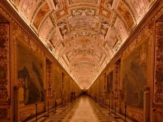 L’interno dei musei vaticani