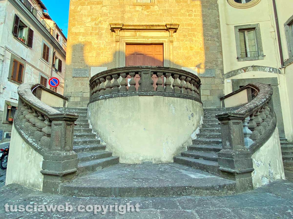 Viterbo - La chiesa della Crocetta