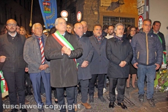 La città alza la testa