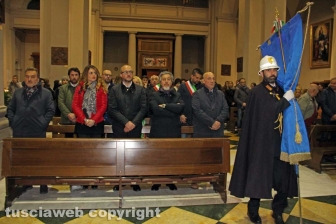 La città alza la testa