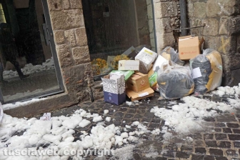 La città dei Papi dopo la nevicata