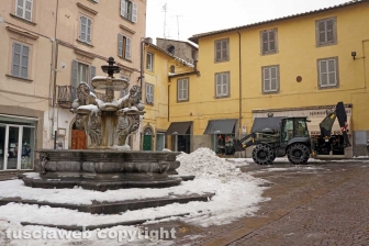 La città dei Papi dopo la nevicata