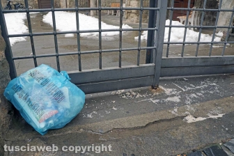 La città dei Papi dopo la nevicata