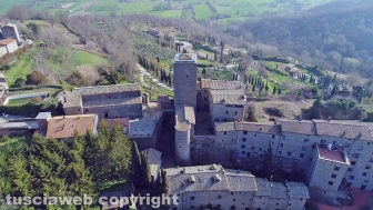 La città di Bassano in Teverina vista dall'alto