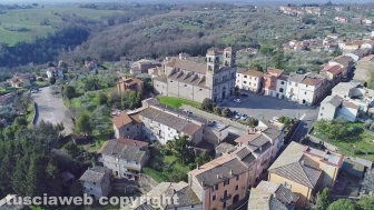 La città di Bassano in Teverina vista dall'alto