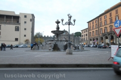 Viterbo - La città si rianima per il Natale