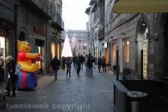Viterbo - La città si rianima per il Natale