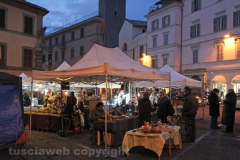 Viterbo - La città si rianima per il Natale