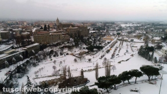 Viterbo - La città sotto la neve dall'alto