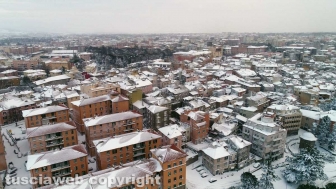 Viterbo - La città sotto la neve dall'alto
