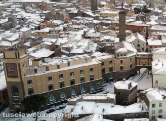 Viterbo - La città sotto la neve dall'alto