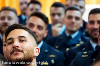 La consegna dei diplomi ai marescialli
