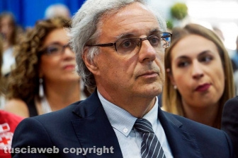 La consegna dei diplomi ai marescialli