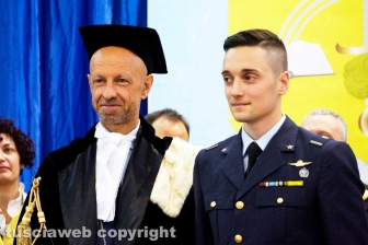 La consegna dei diplomi ai marescialli
