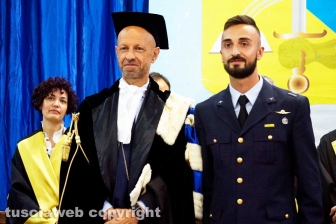 La consegna dei diplomi ai marescialli