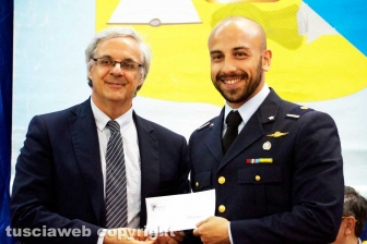 La consegna dei diplomi ai marescialli