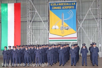 La consegna dei gradi agli allievi del 17esimo corso Uriel