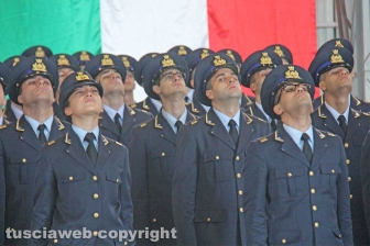 La consegna dei gradi agli allievi del 17esimo corso Uriel