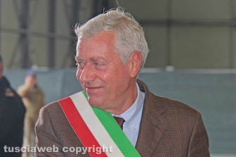La consegna dei gradi agli allievi del 17esimo corso Uriel