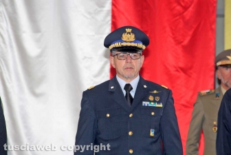 La consegna dei gradi ai marescialli del corso Altair II