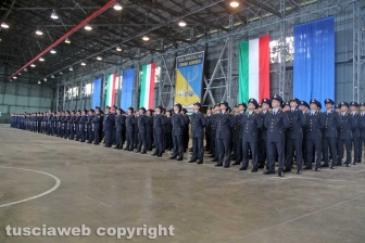 La consegna dei gradi ai marescialli del corso Altair II