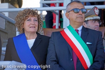 La consegna del grado di maresciallo