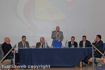 La consegna del premio 'Viterbo per il lavoro'
