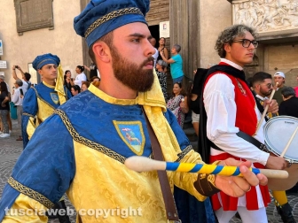 Viterbo - La consegna della mazza del maggiordomo