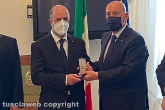 Viterbo - La consegna delle medaglie d’onore in prefettura