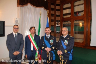 La consegna delle onorificenze