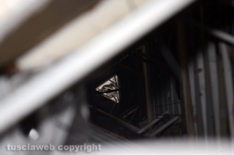 La consegna di ciuffi e spallette