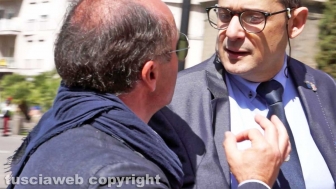 La contestazione contro il presidente dell'Anpi
