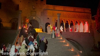 Viterbo - PIazza San Lorenzo - La crocifissione di Cristo