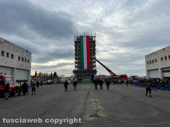 La dimostrazione dei Vigili del fuoco per la festa di Santa Barbara