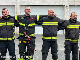 La dimostrazione dei Vigili del fuoco per la festa di Santa Barbara