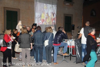 La 'fagiolata' sotto la macchina... senza macchina