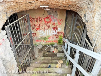 Ascensore di Valle Faul - La fermata intermedia di via San Clemente