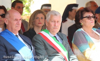 Il 242esimo anniversario di fondazione della guardia di finanza - Il presidente della provincia Mauro Mazzola, il sindaco di Viterbo Leonardo Michelini, il prefetto Rita Piermatti