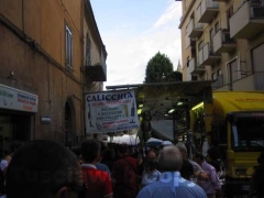 La folla in giro per la fiera