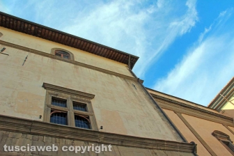 Viterbo - La finestra da cui si sono affacciati i Papi