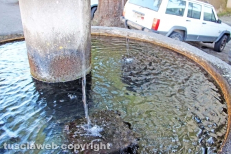 San Martino - La fontana a fuso di via Cadorna
