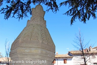 San Martino - La fontana a fuso di via Cadorna