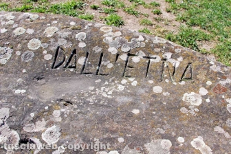 Viterbo - La fontana a sfera